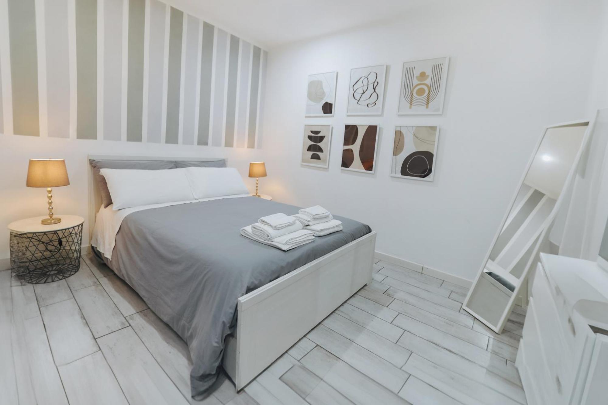 Bnb Quartieri 33 Napels Buitenkant foto